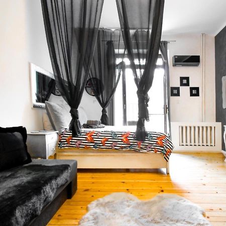 Dietro L Angolo, 2 Bath Apartment Sofia Bagian luar foto